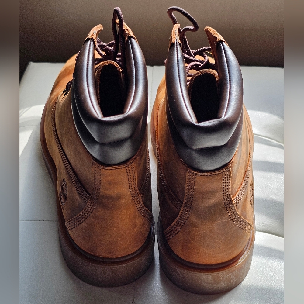 Timberlands - Picture 4 of 5